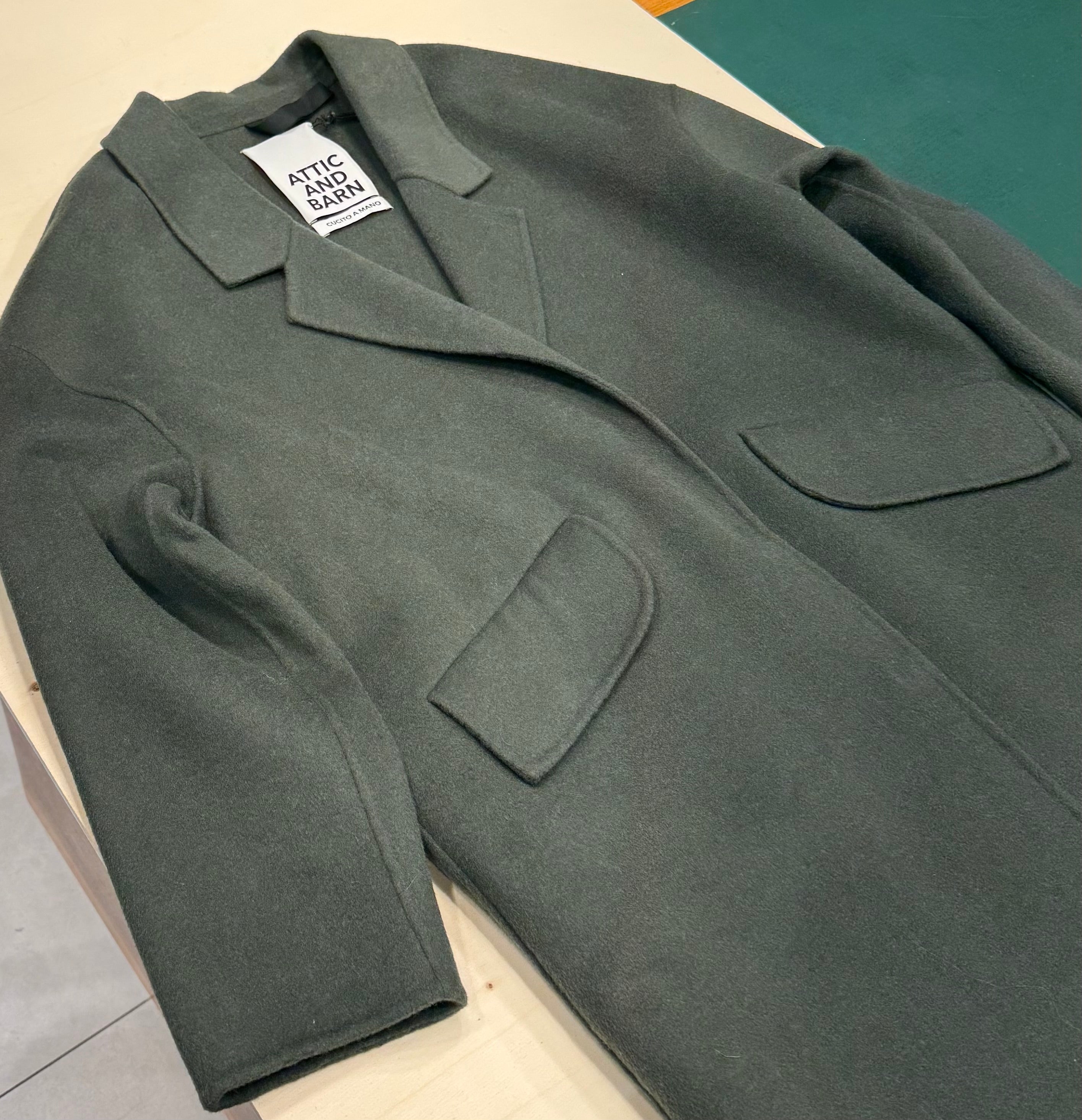 Cappotto Attic & Barn