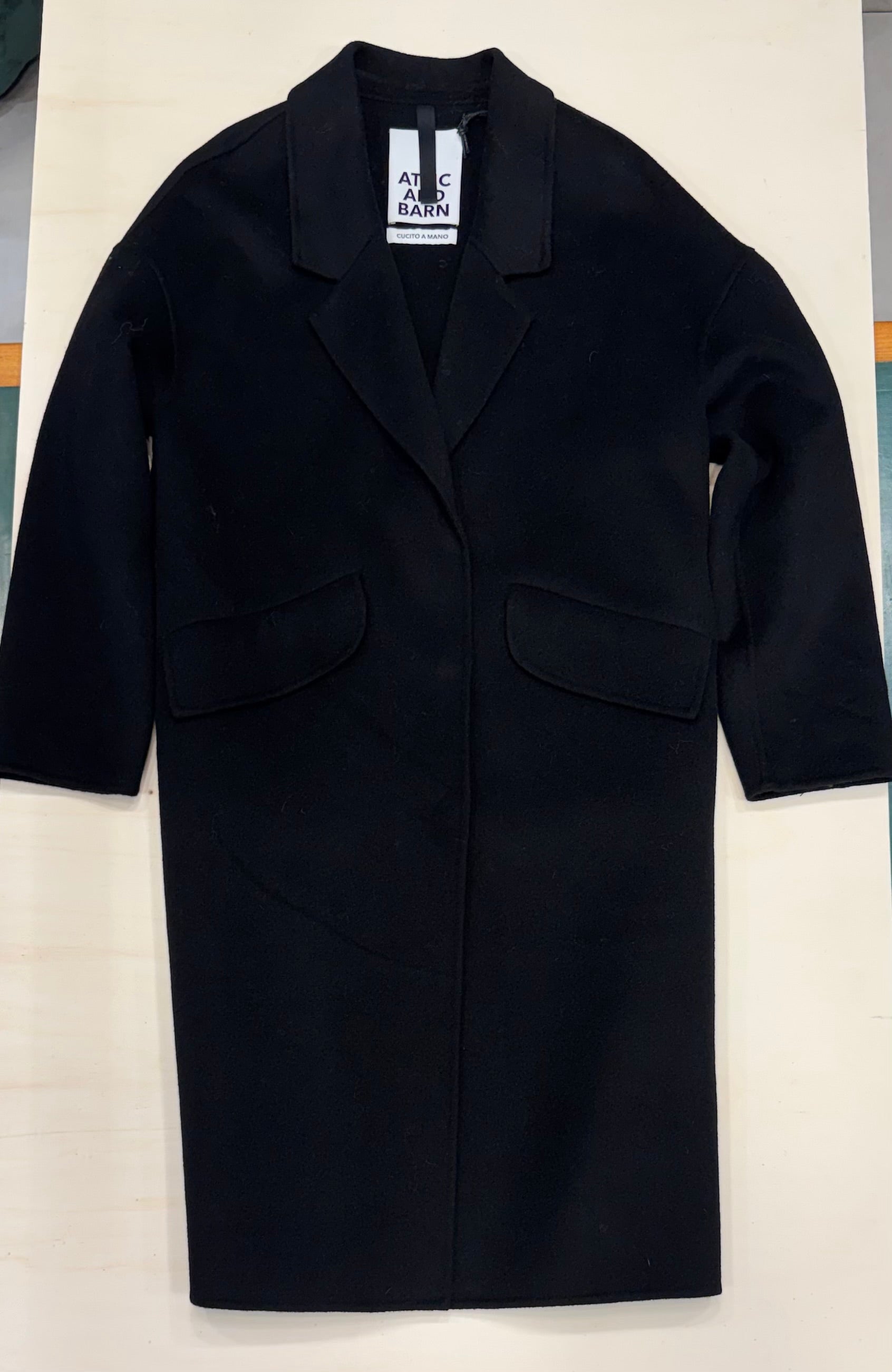 Cappotto Attic & Barn